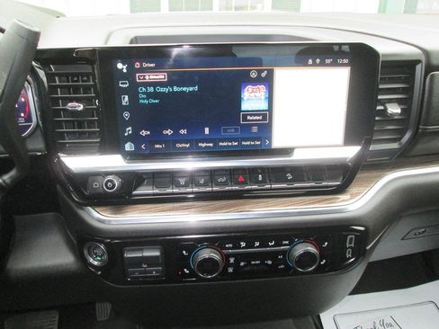 Used 2024 Chevrolet Silverado 2500 LT w/ Convenience Package AWD/4WD image 17