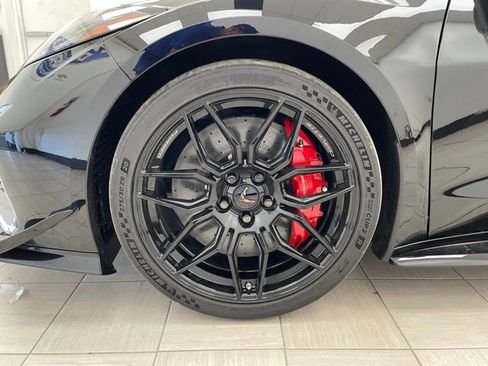 New 2025 Chevrolet Corvette Z06 w/ Z07 Performance Package image 8