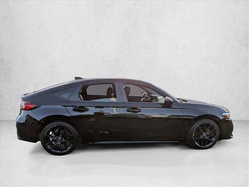 Used 2023 Honda Civic Sport image 4