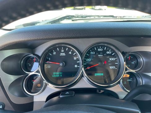 Used 2012 Chevrolet Silverado 1500 LT w/ All-Star Edition AWD/4WD image 9