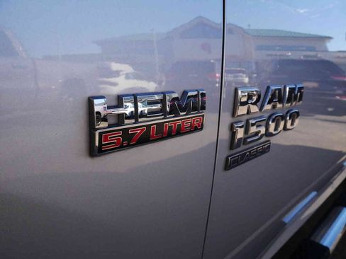 Used 2019 RAM 1500 Big Horn AWD/4WD image 16