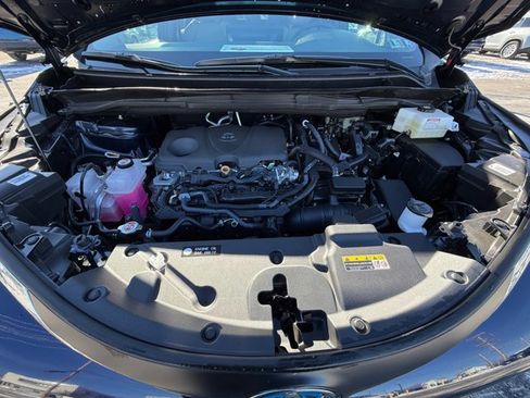 Used 2025 Toyota Sienna XLE image 37