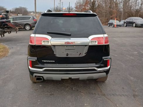 Used 2017 GMC Terrain Denali image 4