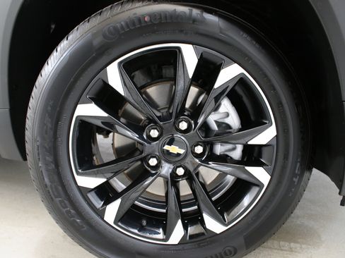 Used 2023 Chevrolet TrailBlazer LT w/ Convenience Package image 34