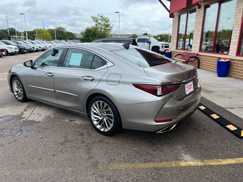 Used 2020 Lexus ES 350 w/ Accessory Package 2 FWD image 5