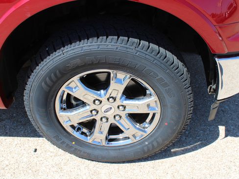 Used 2018 Ford F150 Lariat w/ Equipment Group 502A Luxury image 16