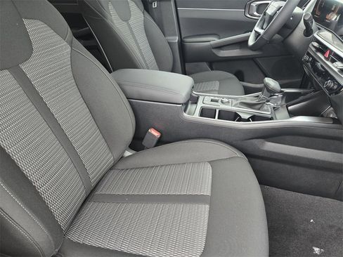 New 2026 Kia Sorento LX image 10