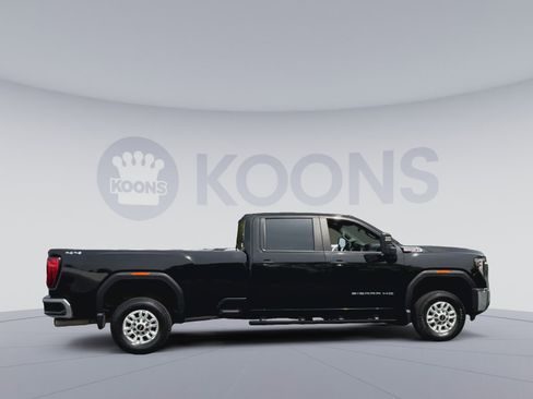 Used 2024 GMC Sierra 2500 Pro w/ Convenience Package AWD/4WD image 2