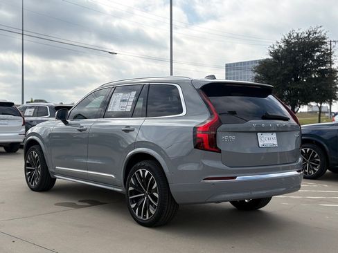 New 2026 Volvo XC90 T8 Plus image 6