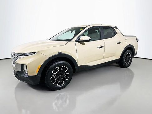 Used 2023 Hyundai Santa Cruz SEL AWD/4WD image 3