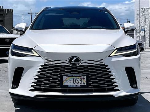 Used 2024 Lexus RX 450h AWD w/ Luxury Package image 6