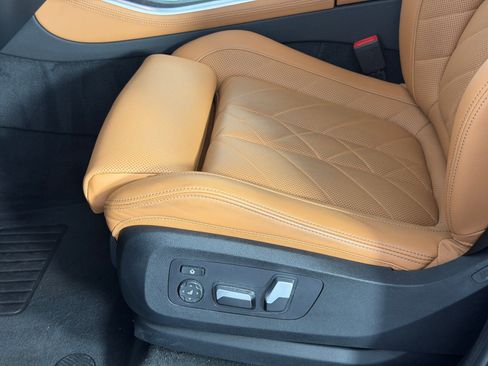 Used 2024 BMW X5 sDrive40i w/ Premium Package RWD image 13
