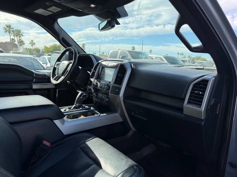 Used 2019 Ford F150 Lariat image 28