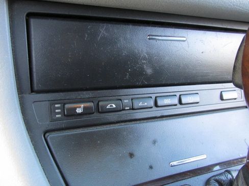 Used 2005 BMW 325Ci Convertible RWD image 15
