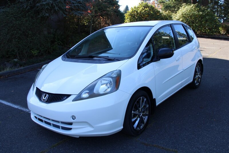 Used 2011 Honda Fit image 1