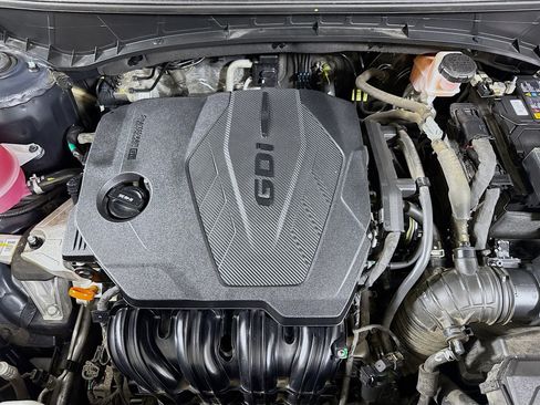 Used 2022 Hyundai Santa Cruz SE w/ Cargo Package image 38