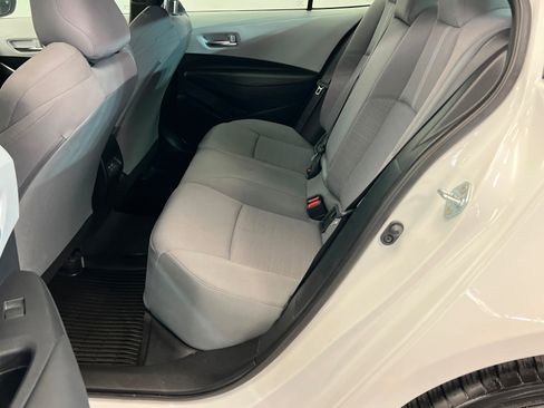 Used 2024 Toyota Corolla SE w/ SE Premium Package FWD image 21