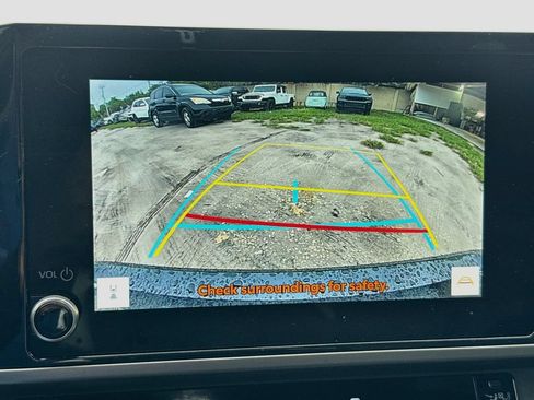 Used 2026 Toyota Camry SE FWD image 14