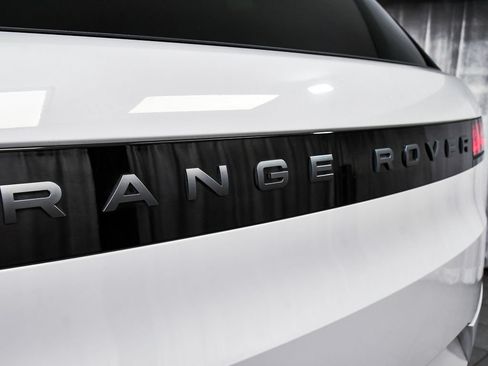 Used 2025 Land Rover Range Rover Sport Dynamic SE AWD/4WD image 89