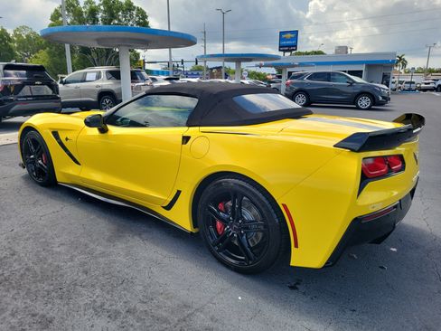 Used 2016 Chevrolet Corvette Stingray Convertible w/ 3LT Preferred Equipment Group RWD image 4