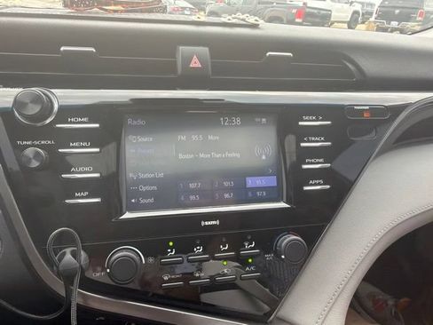 Used 2020 Toyota Camry LE w/ Moonroof Package AWD/4WD image 9