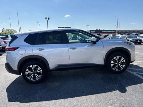 Used 2023 Nissan Rogue SV AWD/4WD image 6