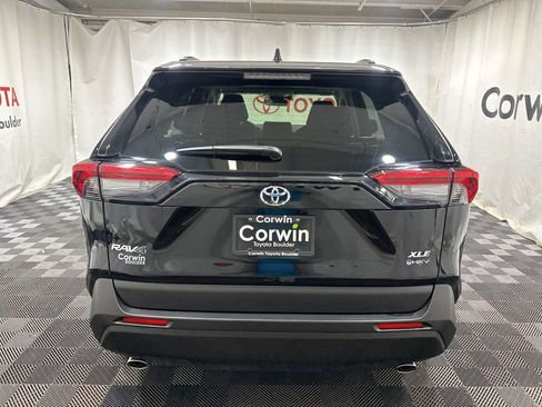 Used 2025 Toyota RAV4 XLE image 5