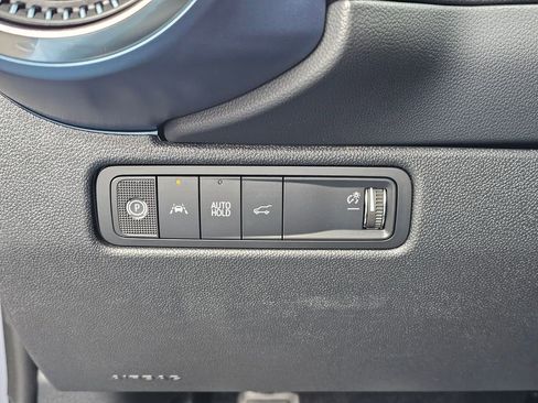 New 2026 Chevrolet Equinox EV LT FWD image 23