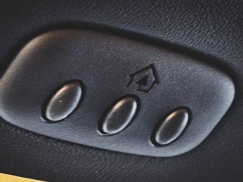 Used 2015 Ford F250 Platinum w/ FX4 Off-Road Package image 18