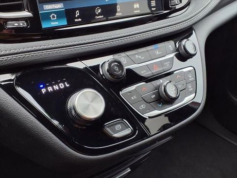 New 2026 Chrysler Pacifica Select w/ S Appearance Package FWD image 34