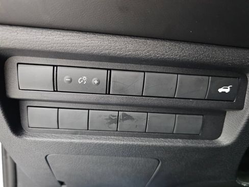 Used 2024 Mitsubishi Outlander SE AWD/4WD image 26