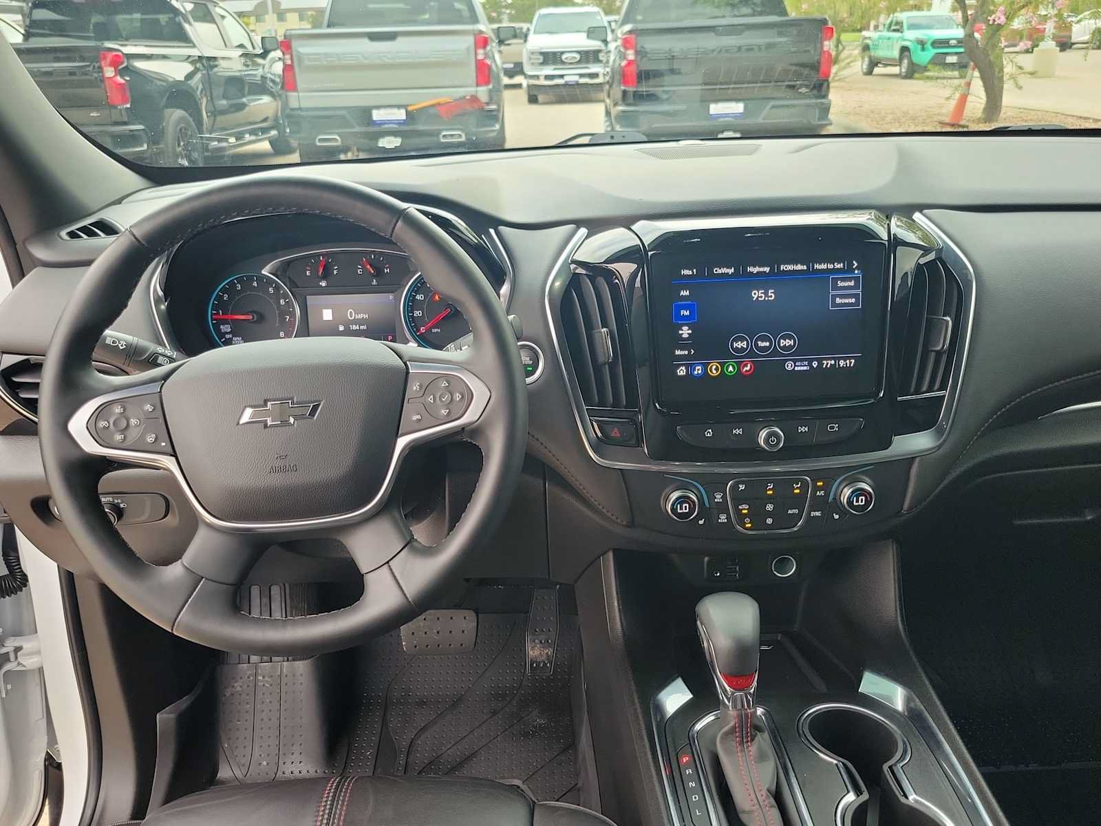 Used 2023 Chevrolet Traverse RS FWD image 14