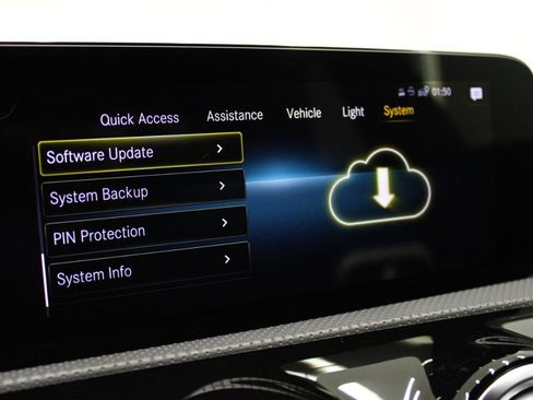 Used 2023 Mercedes-Benz CLA 250 4MATIC image 70