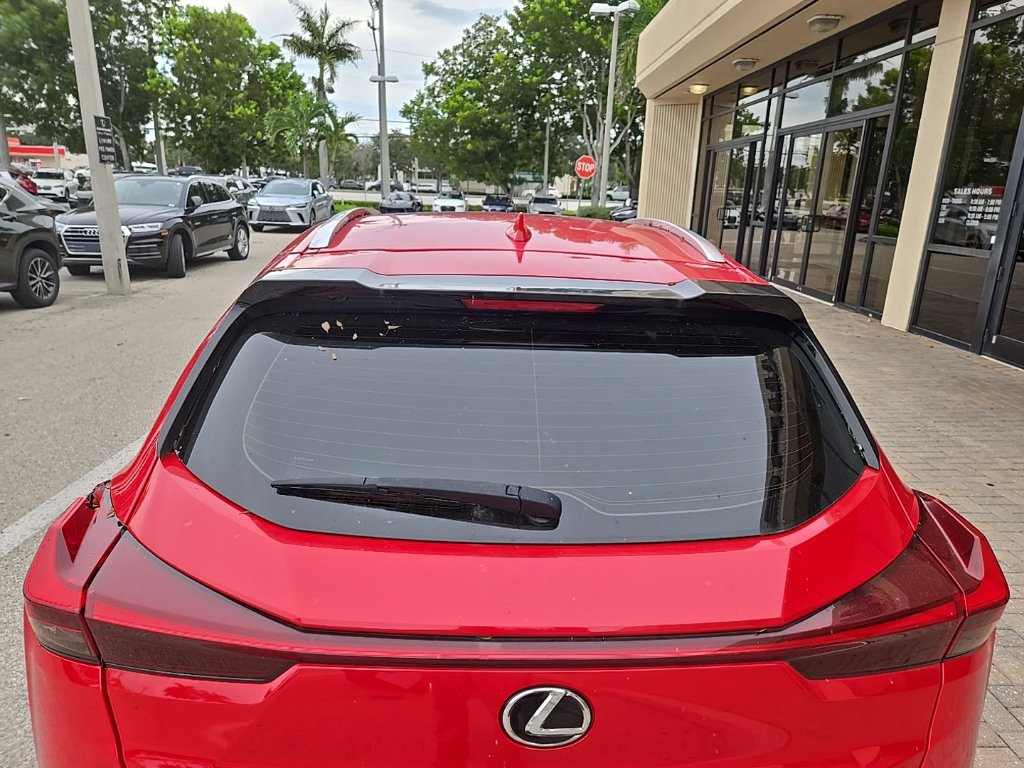 Certified 2021 Lexus UX 200 F Sport w/ Accessory Package (Z2) FWD image 6
