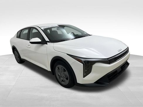 Used 2025 Kia K4 FWD image 7
