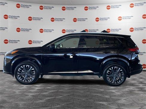 New 2026 Nissan Rogue Platinum w/ Platinum Premium Package image 2