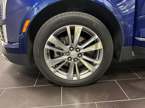 Certified 2023 Cadillac XT5 Premium Luxury w/ Technology Package FWD image 28