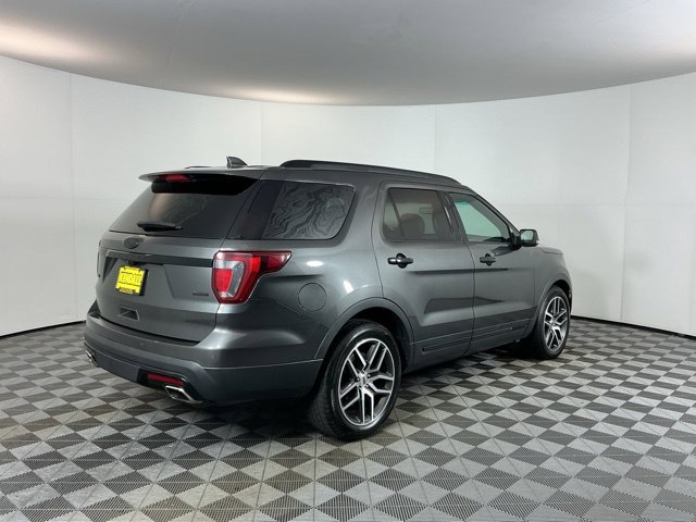 Used 2016 Ford Explorer Sport w/ Equipment Group 401A AWD/4WD image 5