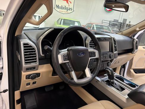 Used 2015 Ford F150 Lariat w/ Equipment Group 501A Mid RWD image 27