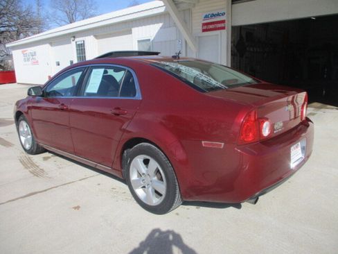 Used 2010 Chevrolet Malibu LT image 14