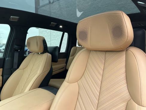 Used 2025 Cadillac Escalade IQ Sport 2 w/ LPO, ONYX Package image 15