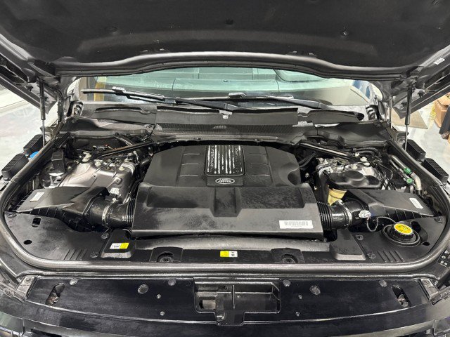 Used 2020 Land Rover Range Rover HSE AWD/4WD image 9