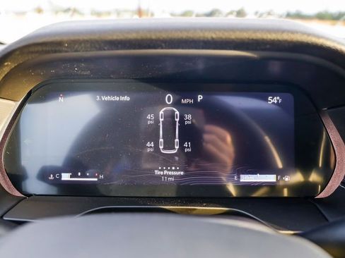 New 2025 Jeep Grand Cherokee L Altitude image 25