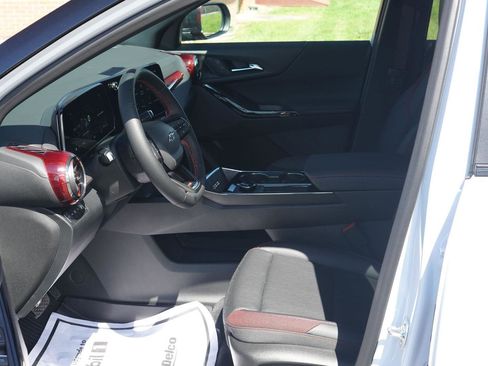 New 2026 Chevrolet Equinox RS w/ Convenience Package III image 25