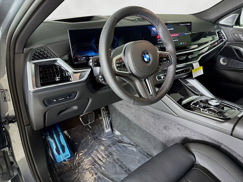 New 2026 BMW X6 M60i image 9