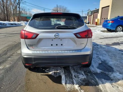 Used 2017 Nissan Rogue Sport S w/ S Appearance Package image 6