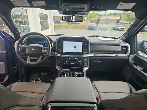 Used 2025 Ford F150 Lariat w/ Equipment Group 501A Mid AWD/4WD image 12