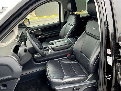 Certified 2025 Ford Expedition Max Platinum AWD/4WD image 19