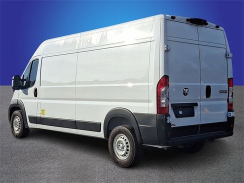 Used 2025 RAM ProMaster 2500 w/ Storage Group image 6