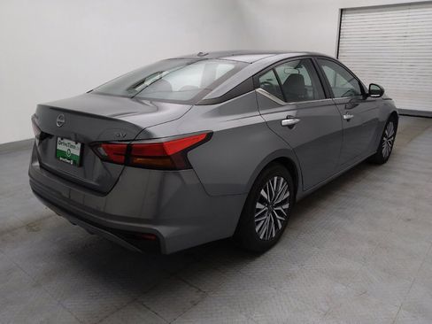 Used 2023 Nissan Altima 2.5 SV image 9